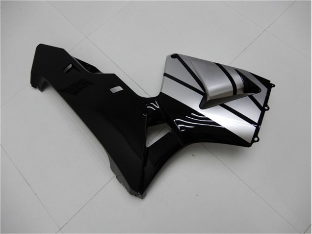 Carene Moto CBR 600 RR 03-04 - Nero Argento Carene Moto CBR 600 RR 03-04 - Nero Argento
