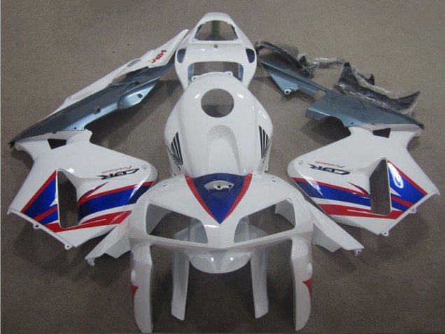 Carene Moto CBR 600 RR 05-06 - Bianco Blu Rosso Carene Moto CBR 600 RR 05-06 - Bianco Blu Rosso
