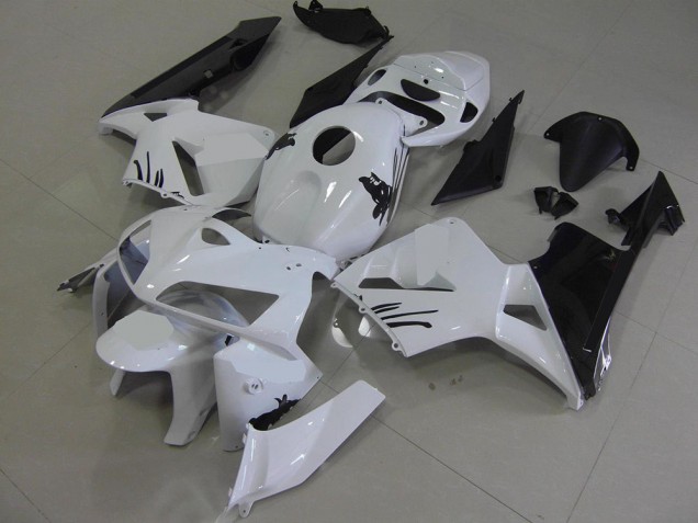 Carene Moto CBR 600 RR 05-06 - Bianco con Special Decalcomanie Carene Moto CBR 600 RR 05-06 - Bianco con Special Decalcomanie