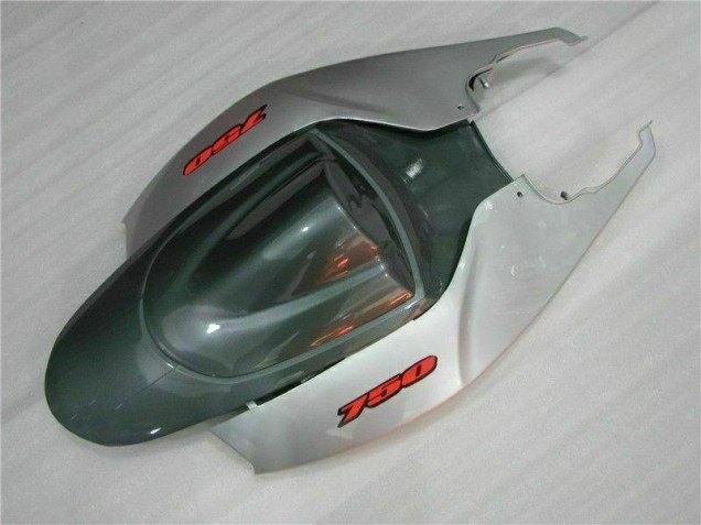 Carene Moto GSXR 600 / 750 K6 06-07 - Argento Nero Carene Moto GSXR 600 / 750 K6 06-07 - Argento Nero