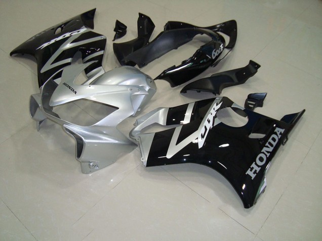 Kit Completo Carenatura Moto ABS CBR 600 F4i 04-07 - Nero Argento Kit Completo Carenatura Moto ABS CBR 600 F4i 04-07 - Nero Argento